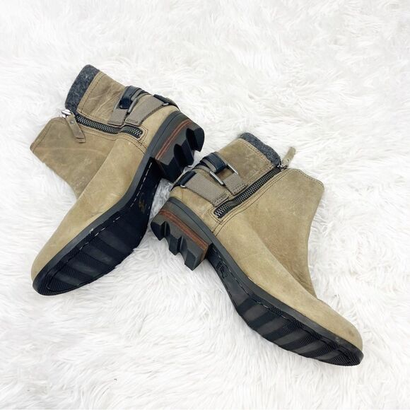 Sorel Lolla Waterproof Buckle Leather Booties - Picture 6 of 13